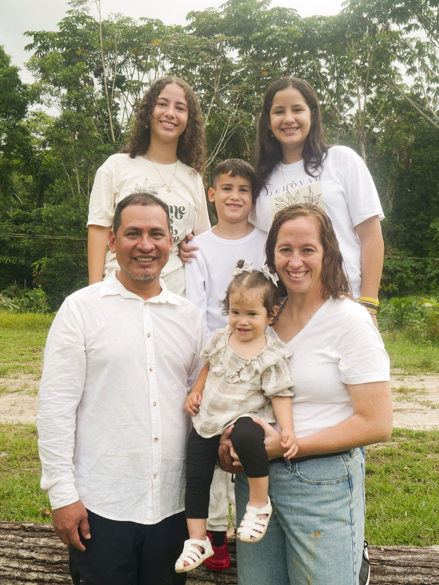 Nelton & Bethany Noriega